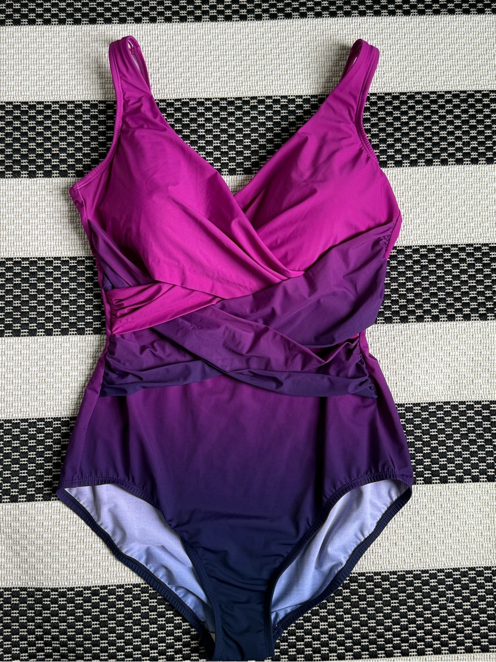 Title: Lands’ End SlenderSuit Ombre One Piece Swimsuit 14L Long Torso